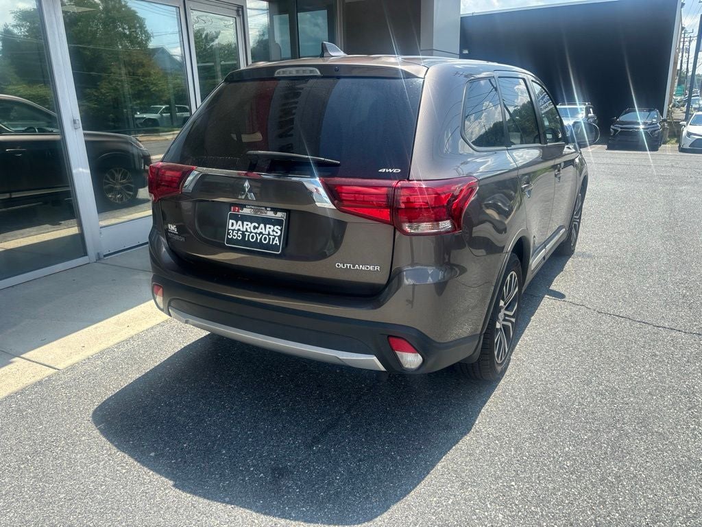 2017 Mitsubishi Outlander ES