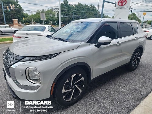 2022 Mitsubishi Outlander ES