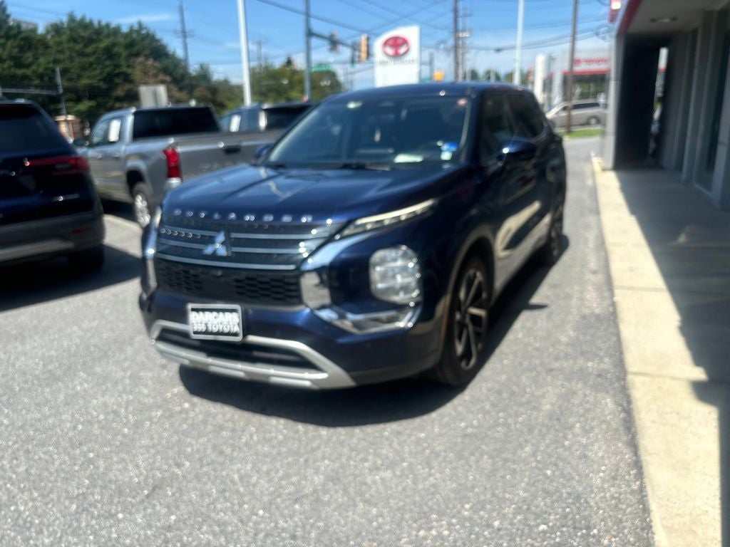2022 Mitsubishi Outlander SE