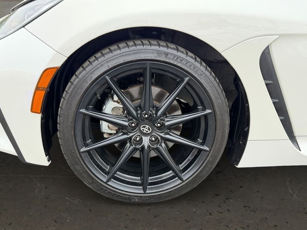 2024 Toyota GR86 Premium