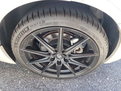 2024 Toyota GR86 Premium