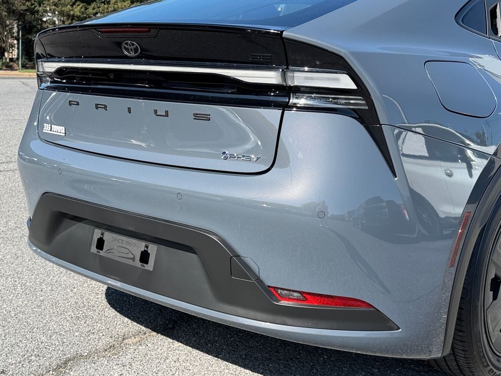 2026 Toyota Prius Plug-In Hybrid SE