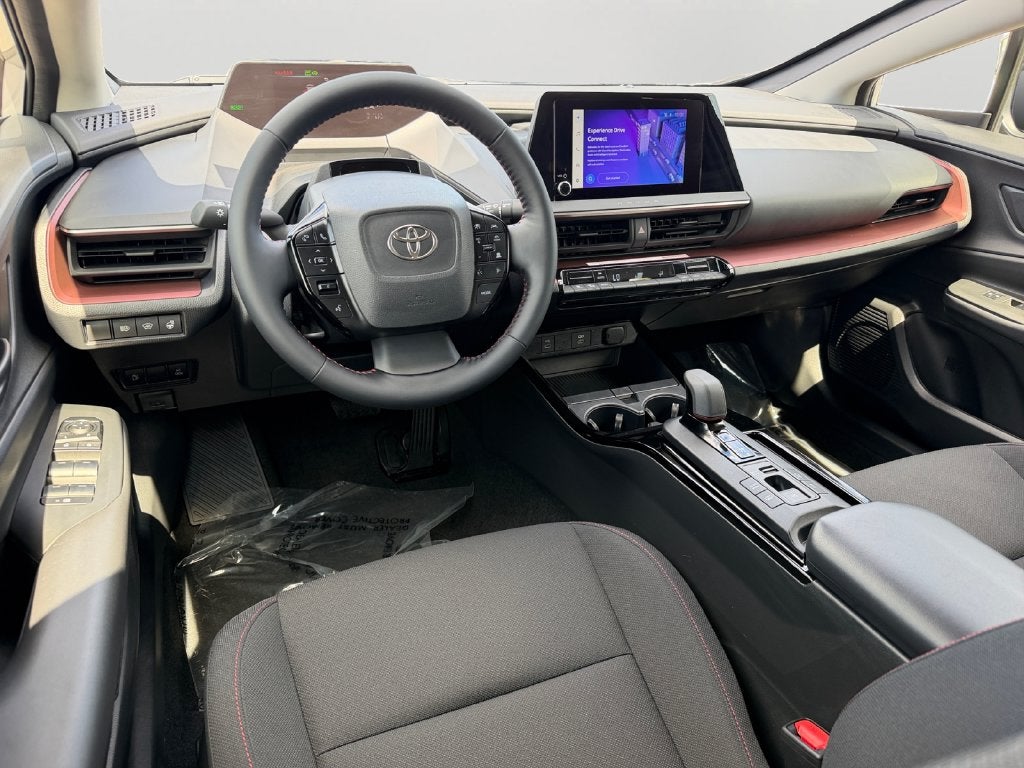 2026 Toyota Prius Plug-In Hybrid SE