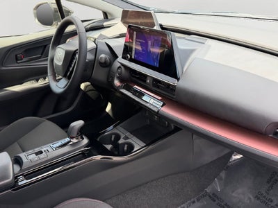 2026 Toyota Prius Plug-In Hybrid SE