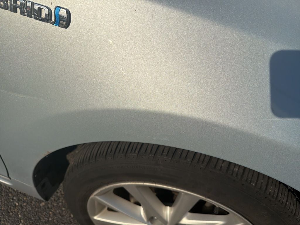 2014 Toyota Prius v Five