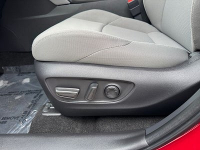 2024 Toyota Venza LE