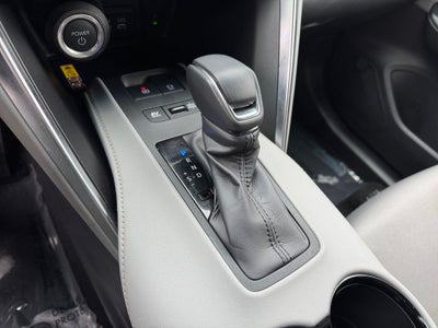 2024 Toyota Venza LE