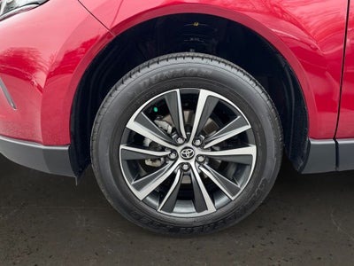 2024 Toyota Venza LE