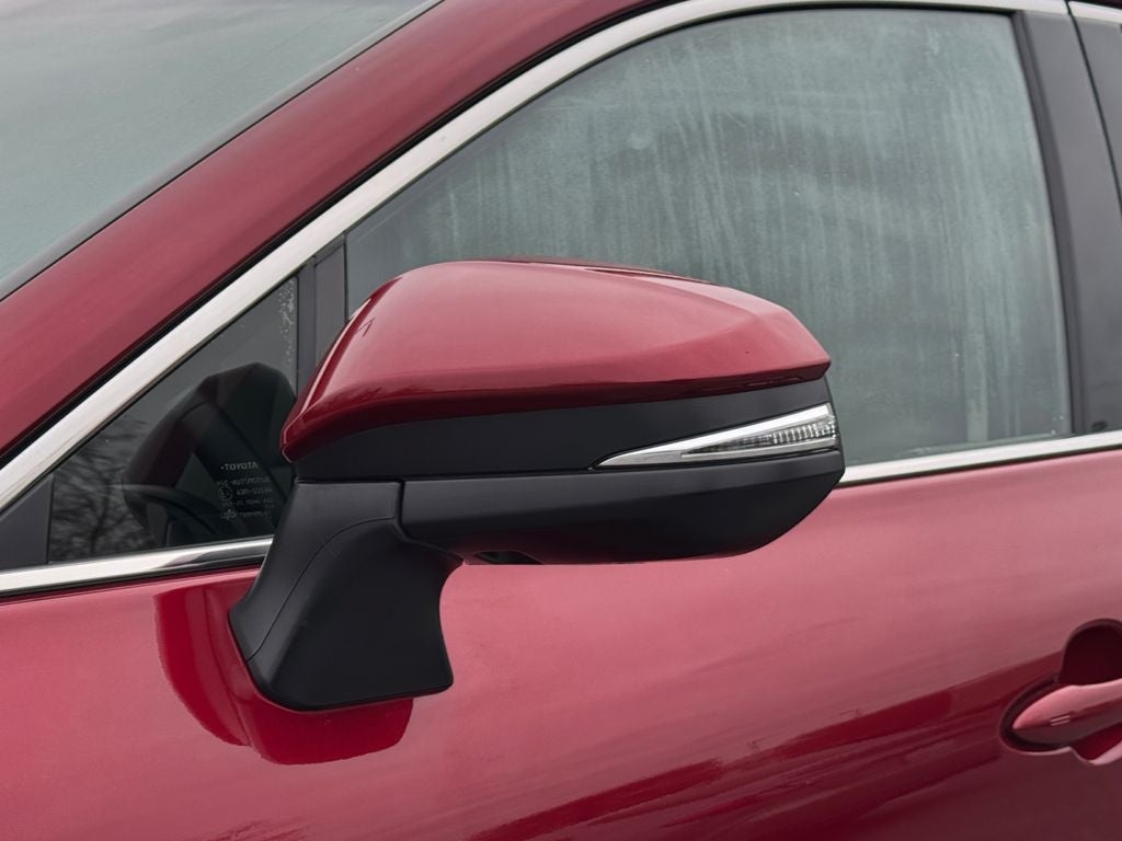 2024 Toyota Venza LE