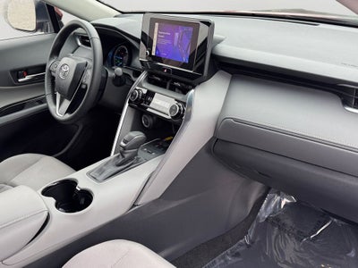 2024 Toyota Venza LE