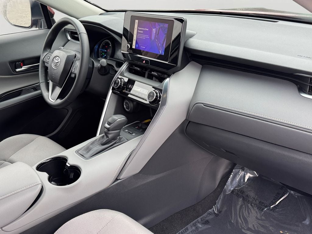 2024 Toyota Venza LE