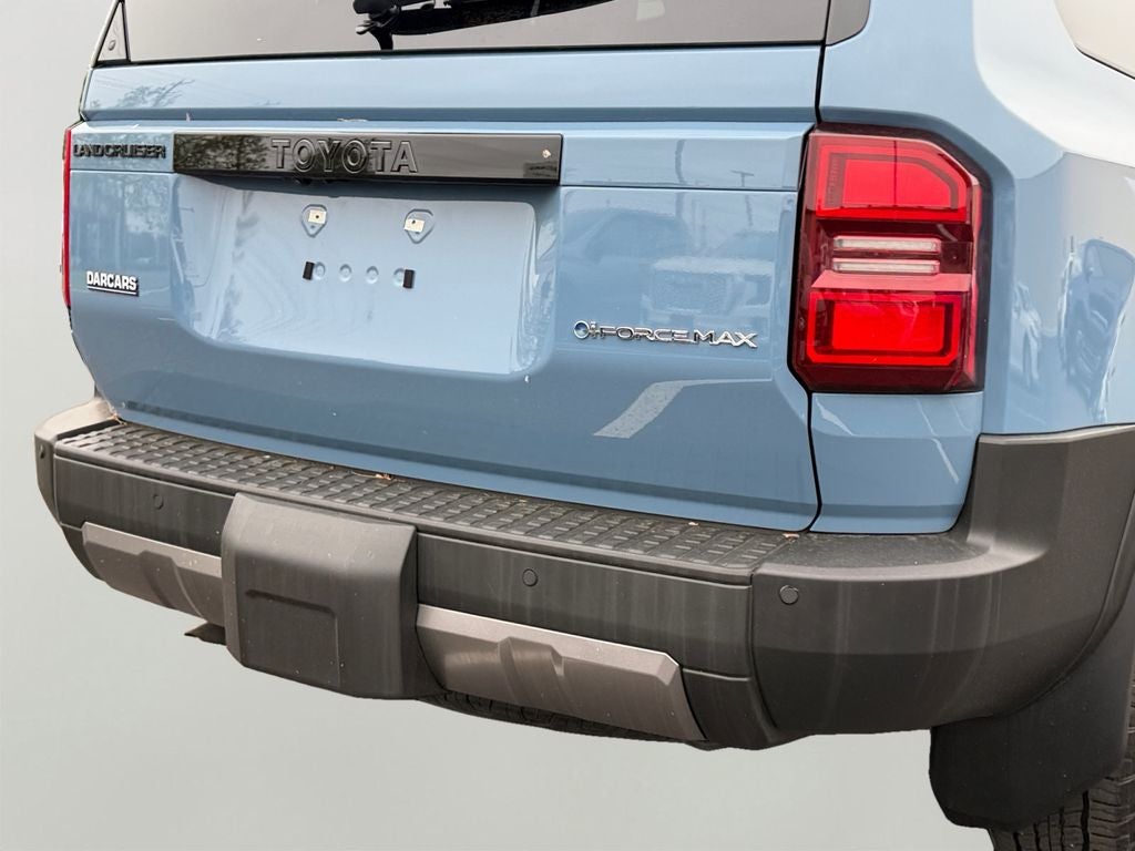 2026 Toyota Land Cruiser Base