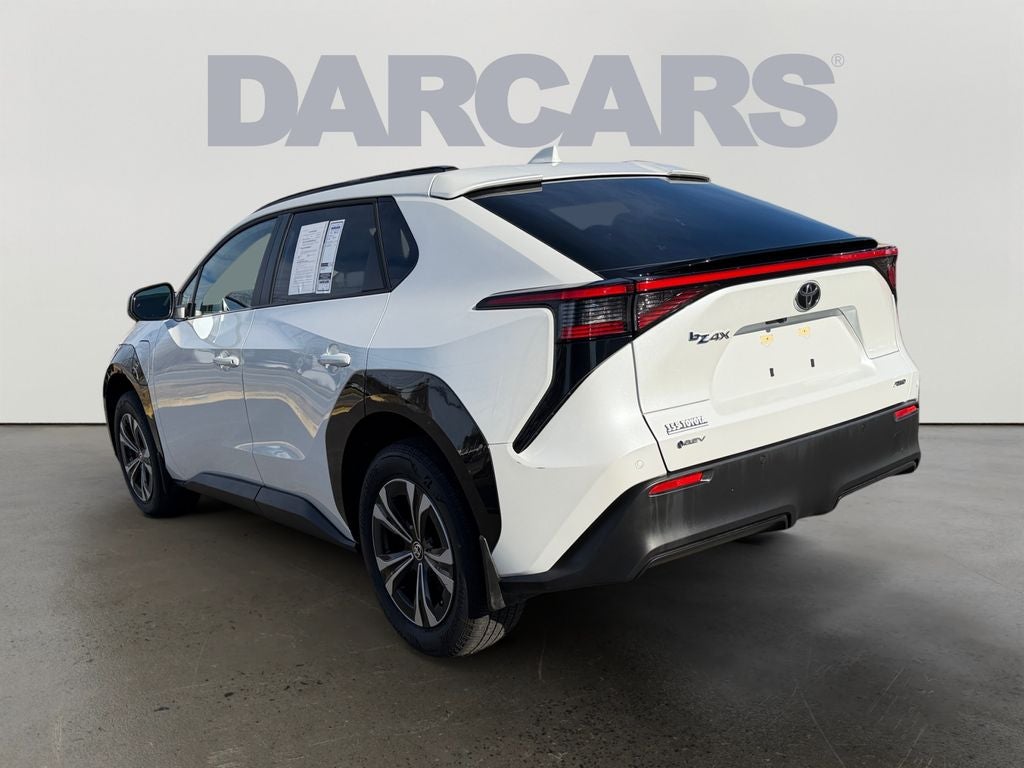 2025 Toyota bZ4X XLE