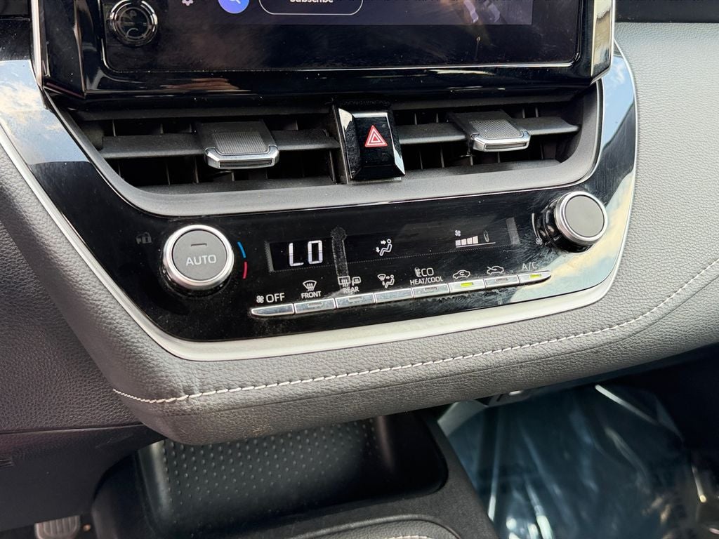 2024 Toyota Corolla Hatchback SE