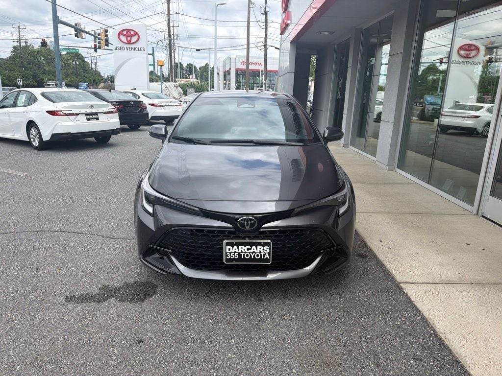 2025 Toyota Corolla Hatchback SE
