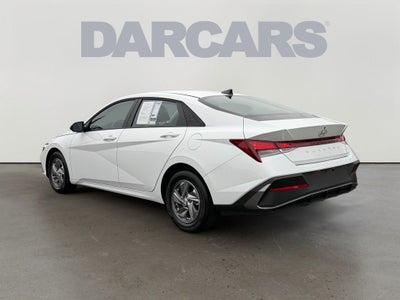 2025 Hyundai Elantra SE