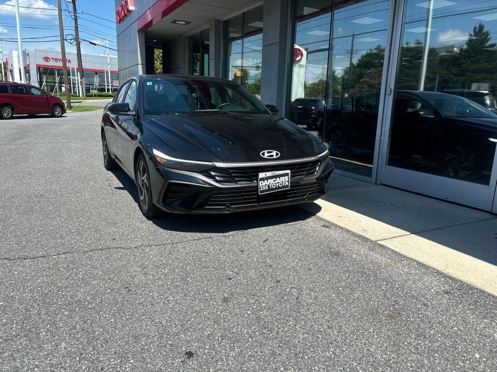 2025 Hyundai Elantra SEL Sport