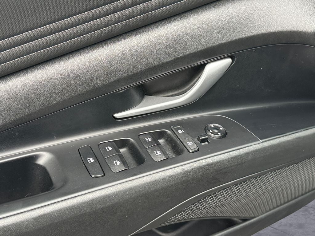 2022 Hyundai Elantra Hybrid Limited w/Sunroof