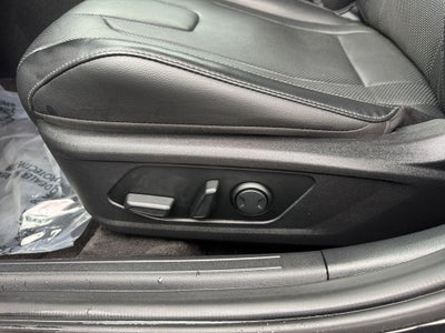 2022 Hyundai Elantra Hybrid Limited w/Sunroof