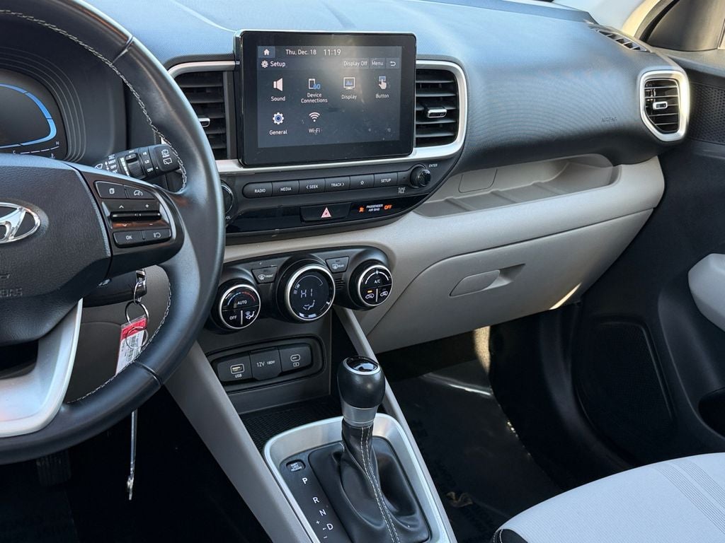 2023 Hyundai Venue SEL