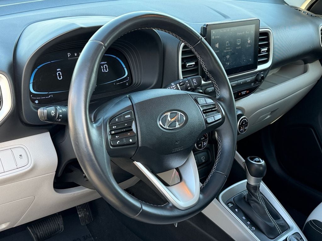 2023 Hyundai Venue SEL