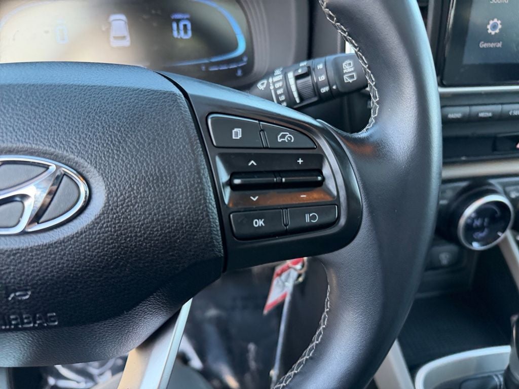 2023 Hyundai Venue SEL