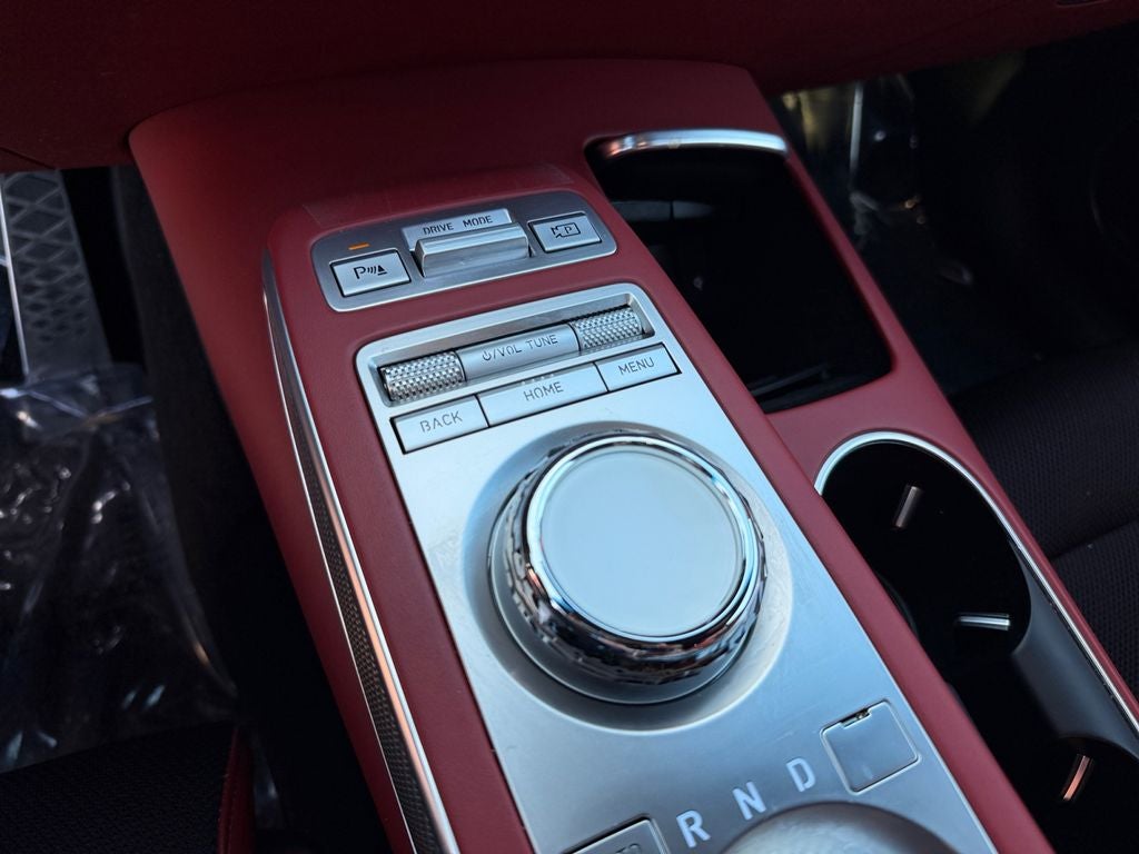 2023 Genesis GV70 2.5T