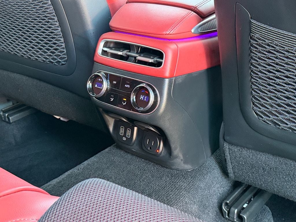 2023 Genesis GV70 2.5T