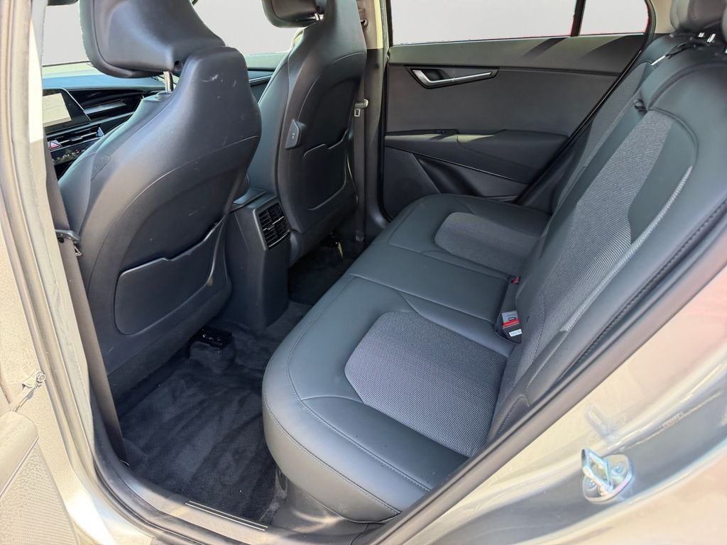 2023 Kia Niro EX Touring