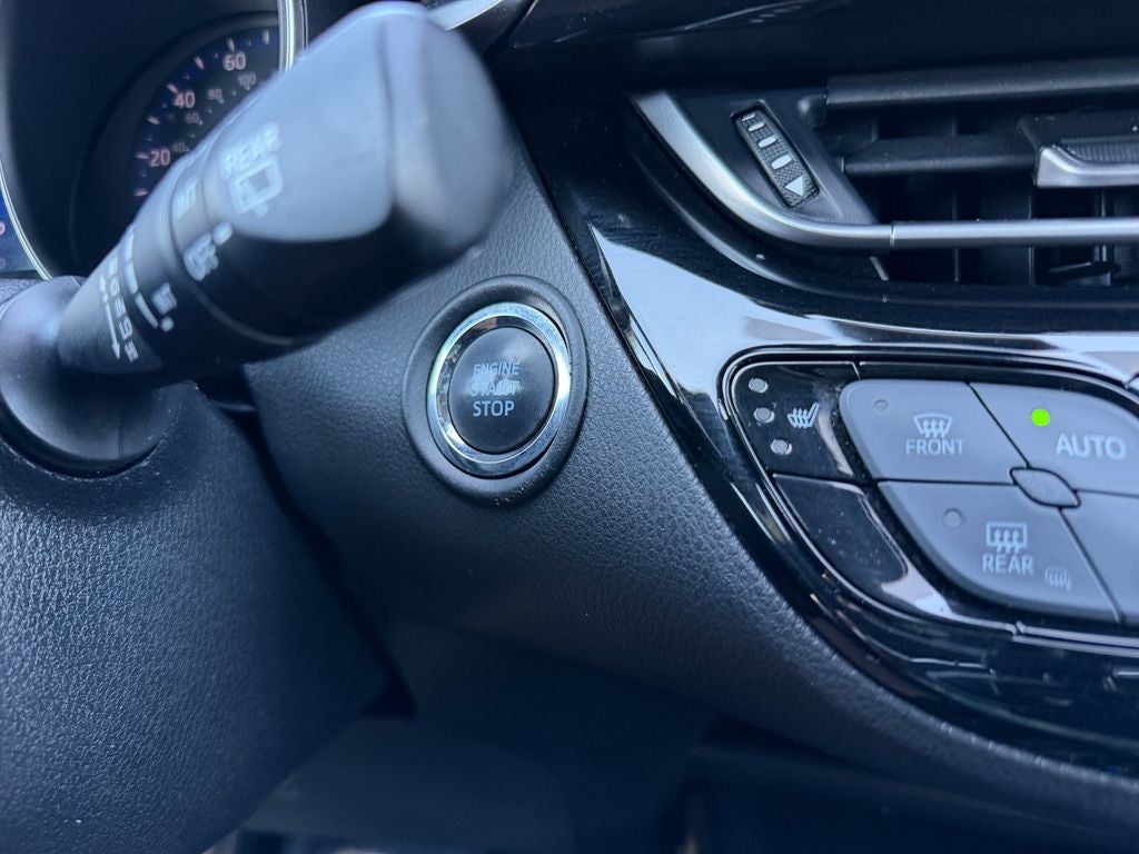 2018 Toyota C-HR XLE Premium