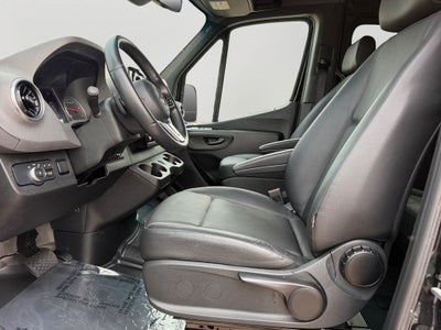 2024 Mercedes-Benz Sprinter 2500 Passenger 170 WB High Roof