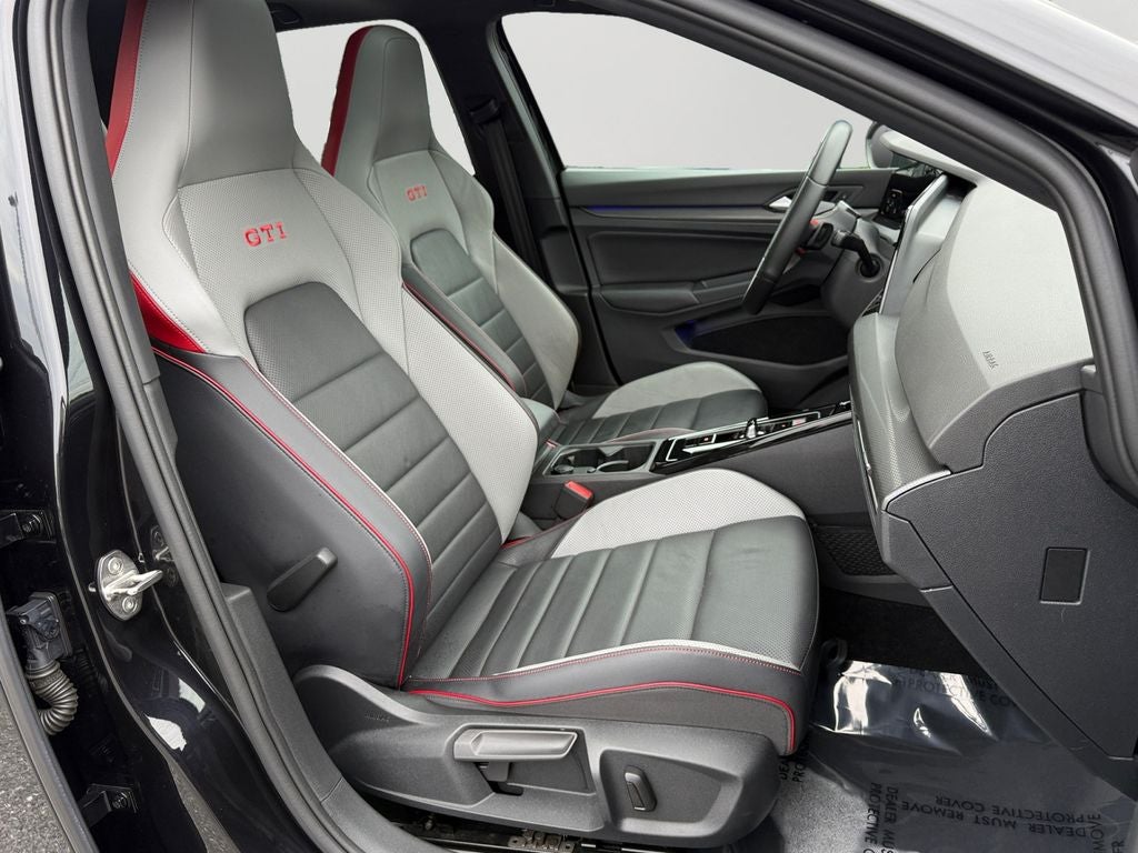 2023 Volkswagen Golf GTI Autobahn