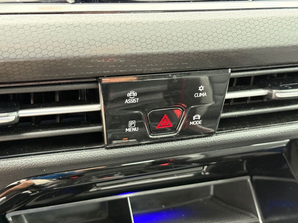 2023 Volkswagen Golf GTI Autobahn