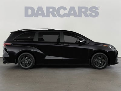 2026 Toyota Sienna Woodland Edition 7 Passenger