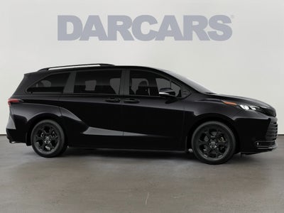 2026 Toyota Sienna Woodland Edition 7 Passenger