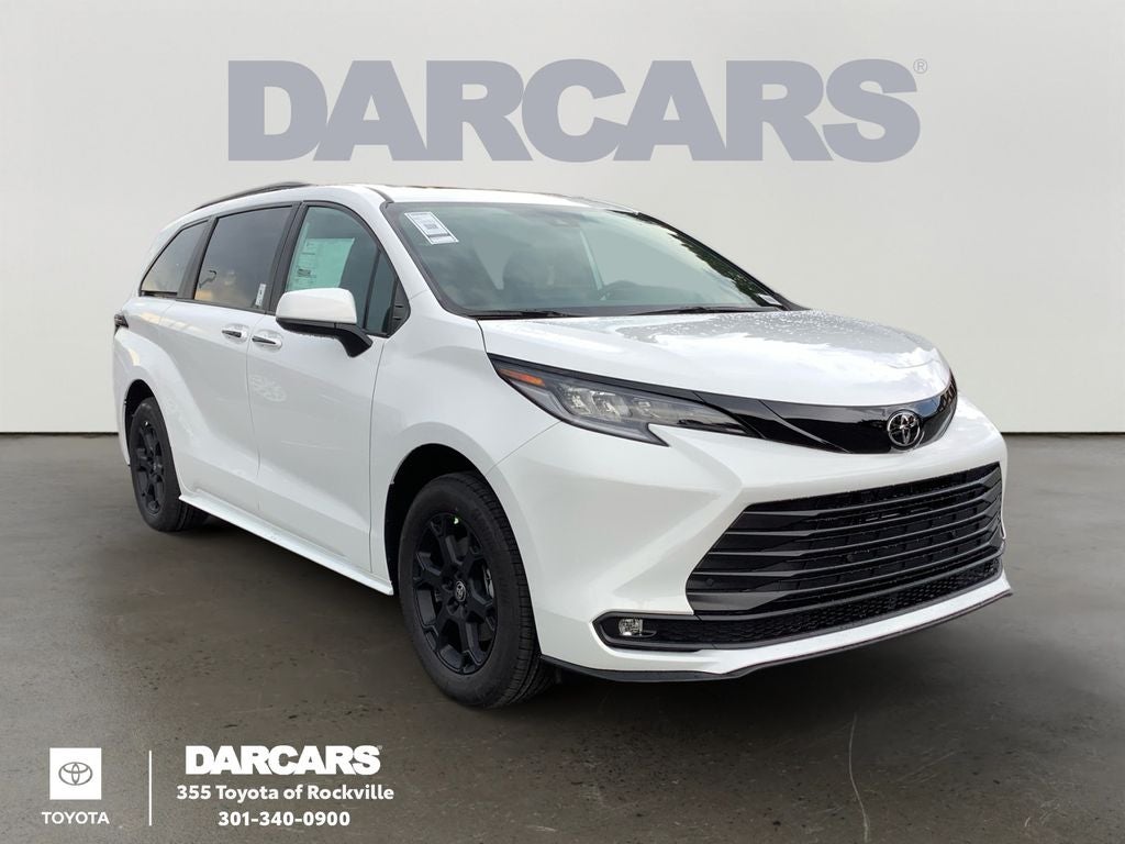 2026 Toyota Sienna Woodland Edition 7 Passenger