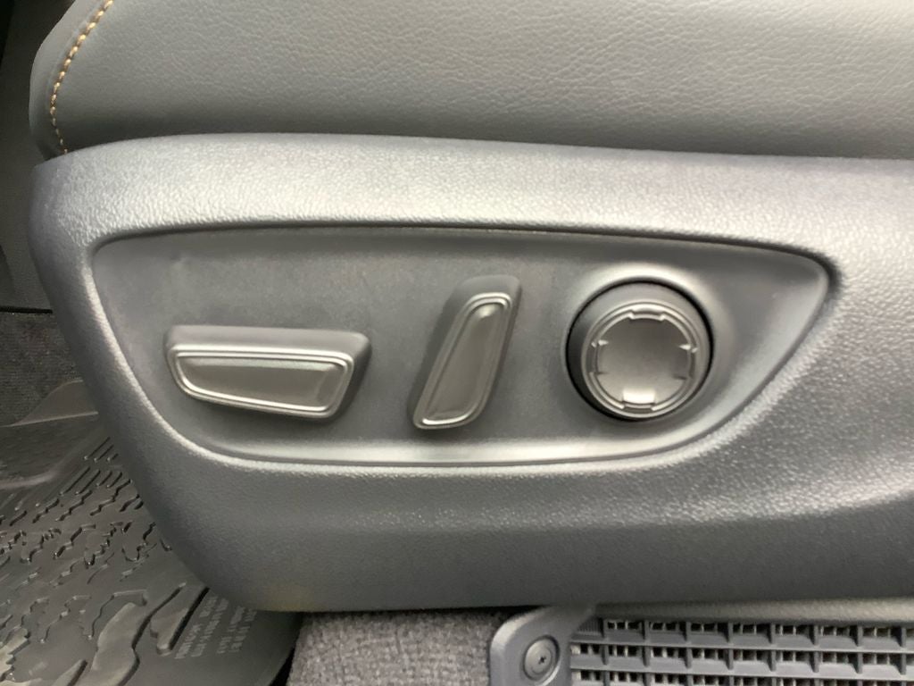 2026 Toyota Sienna Woodland Edition 7 Passenger