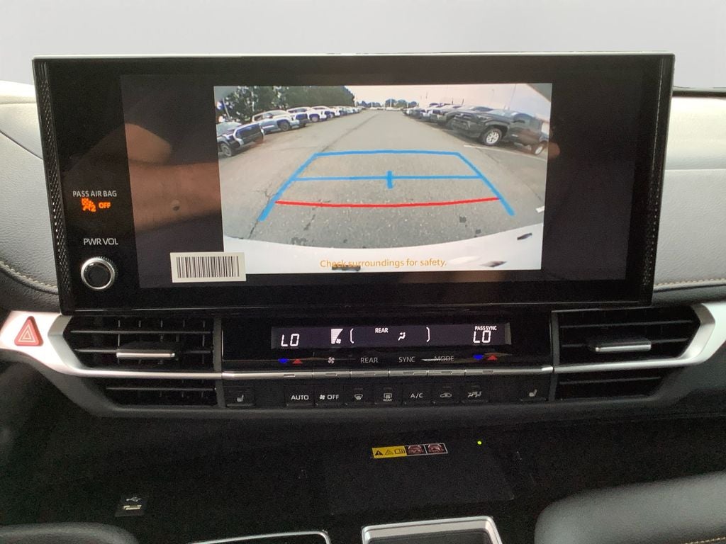 2026 Toyota Sienna Woodland Edition 7 Passenger
