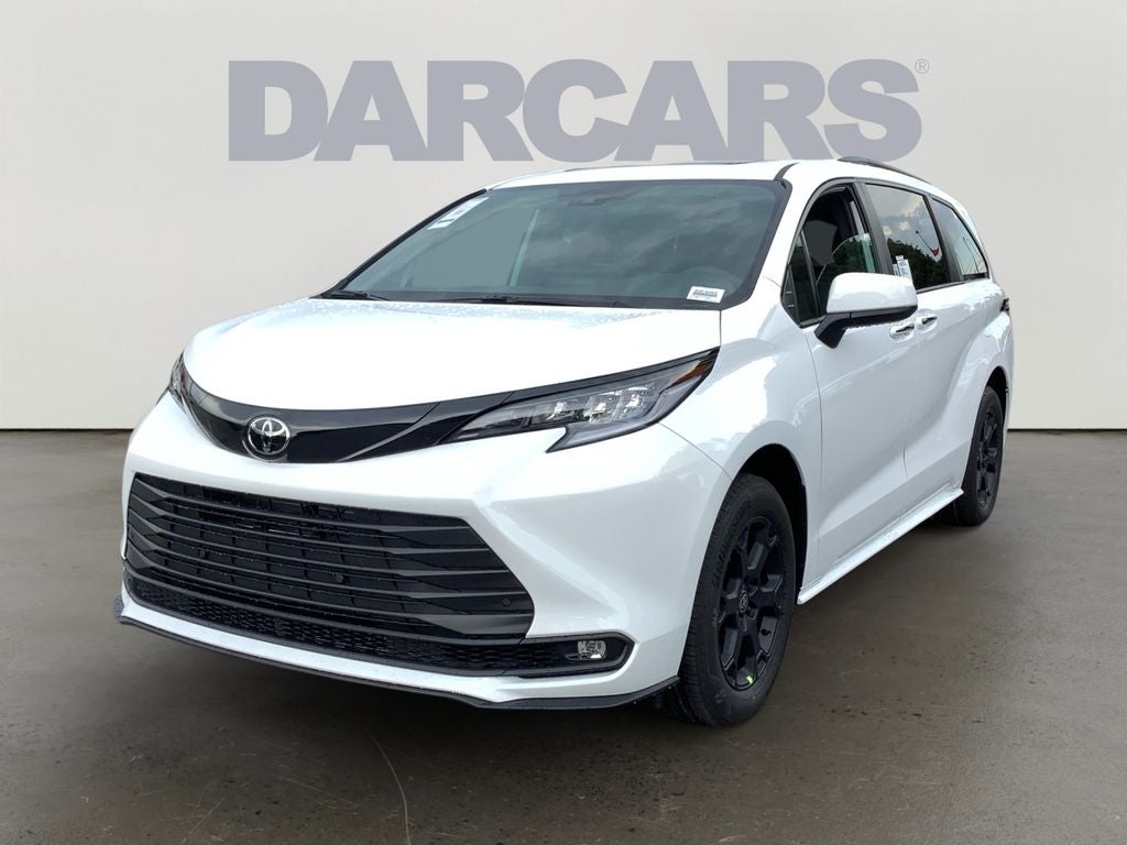 2026 Toyota Sienna Woodland Edition 7 Passenger