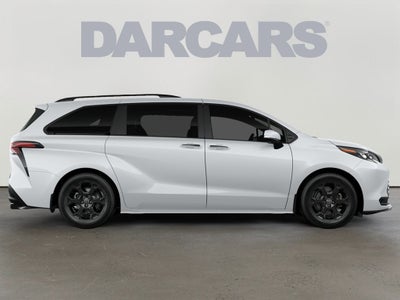2026 Toyota Sienna Woodland Edition 7 Passenger