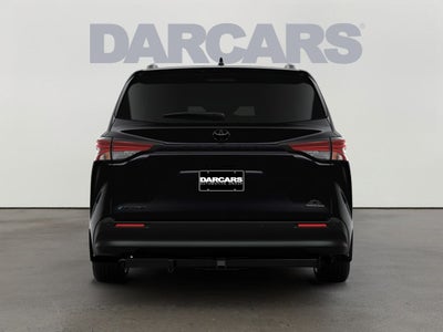 2026 Toyota Sienna Woodland Edition 7 Passenger