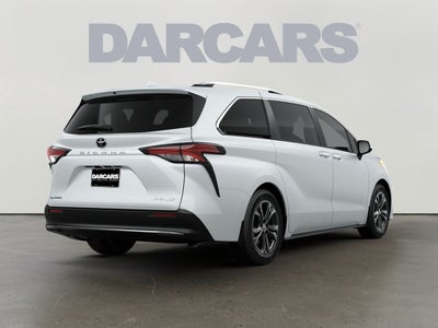 2026 Toyota Sienna Platinum 7 Passenger