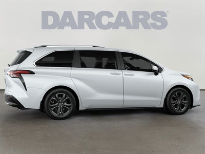 2026 Toyota Sienna Platinum 7 Passenger