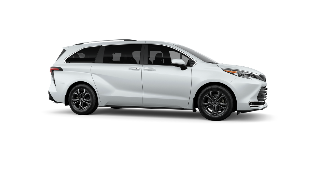 2026 Toyota Sienna Platinum 7 Passenger