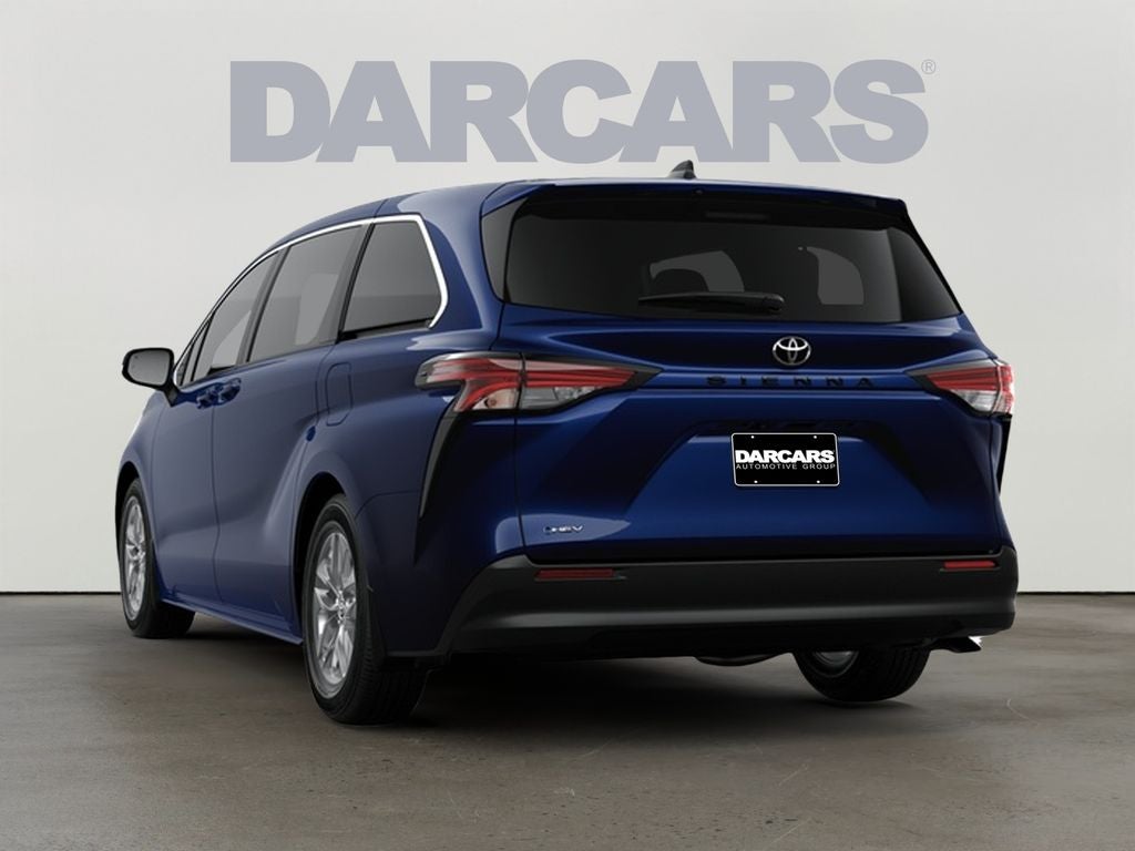 2026 Toyota Sienna LE 8 Passenger
