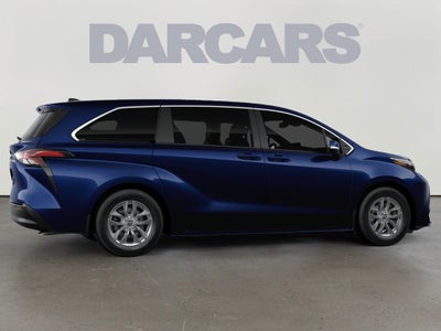 2026 Toyota Sienna LE 8 Passenger
