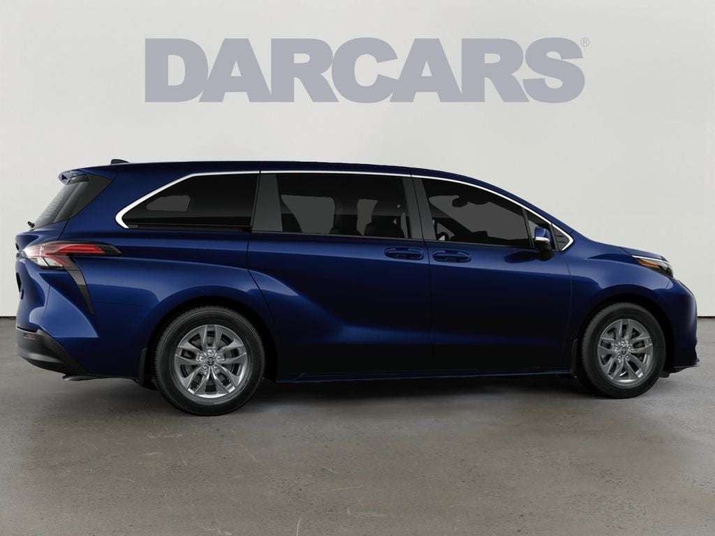 2026 Toyota Sienna LE 8 Passenger