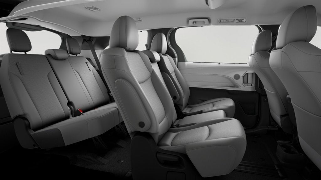 2026 Toyota Sienna LE 8 Passenger