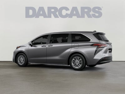 2026 Toyota Sienna LE 8 Passenger