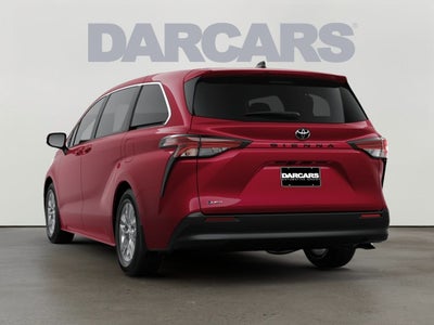2026 Toyota Sienna LE 8 Passenger